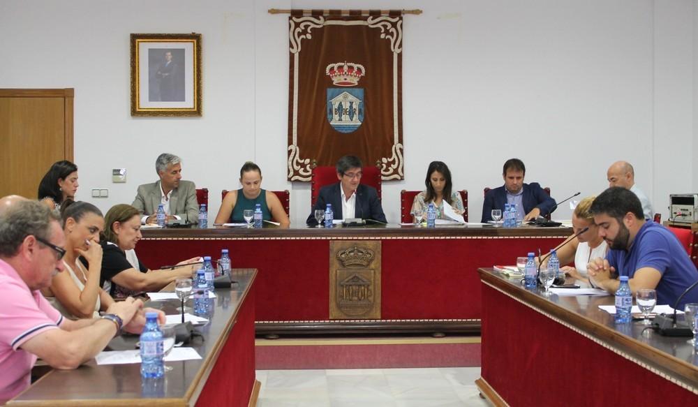 Aprobado el programa ‘Adra Emprende II’ con bonificaciones fiscales para la instalación de nuevas empresas en el municipio