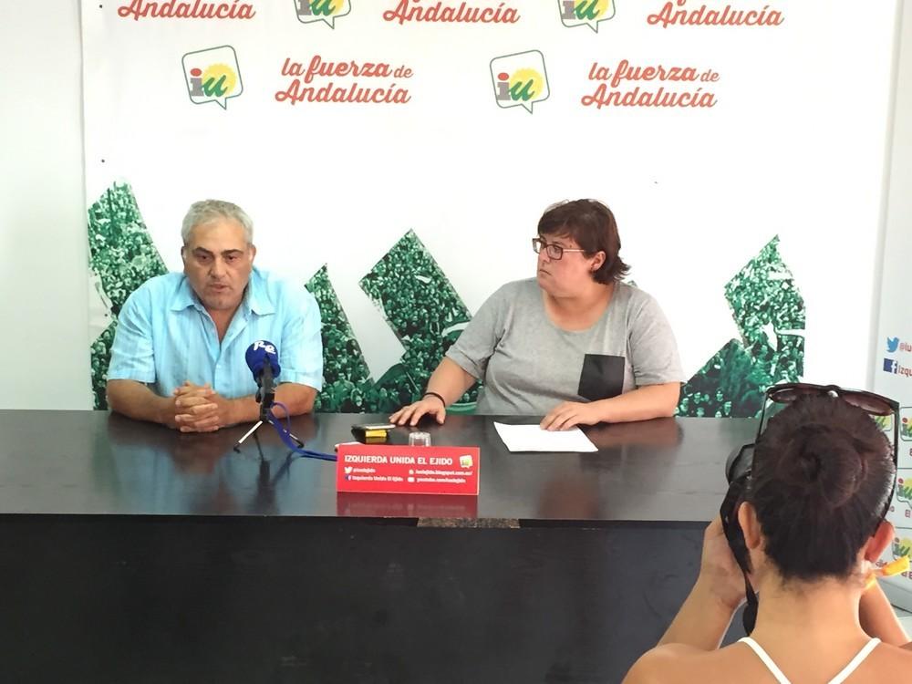 IU El Ejido propone alternativas frente al modelo turístico de ‘Milla de oro’ que pretende el PP