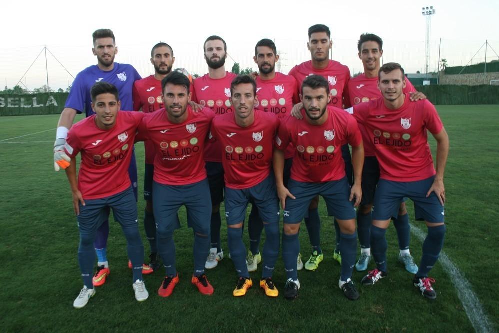 El CD El Ejido concluye este miércoles su concentración en tierras malagueñas