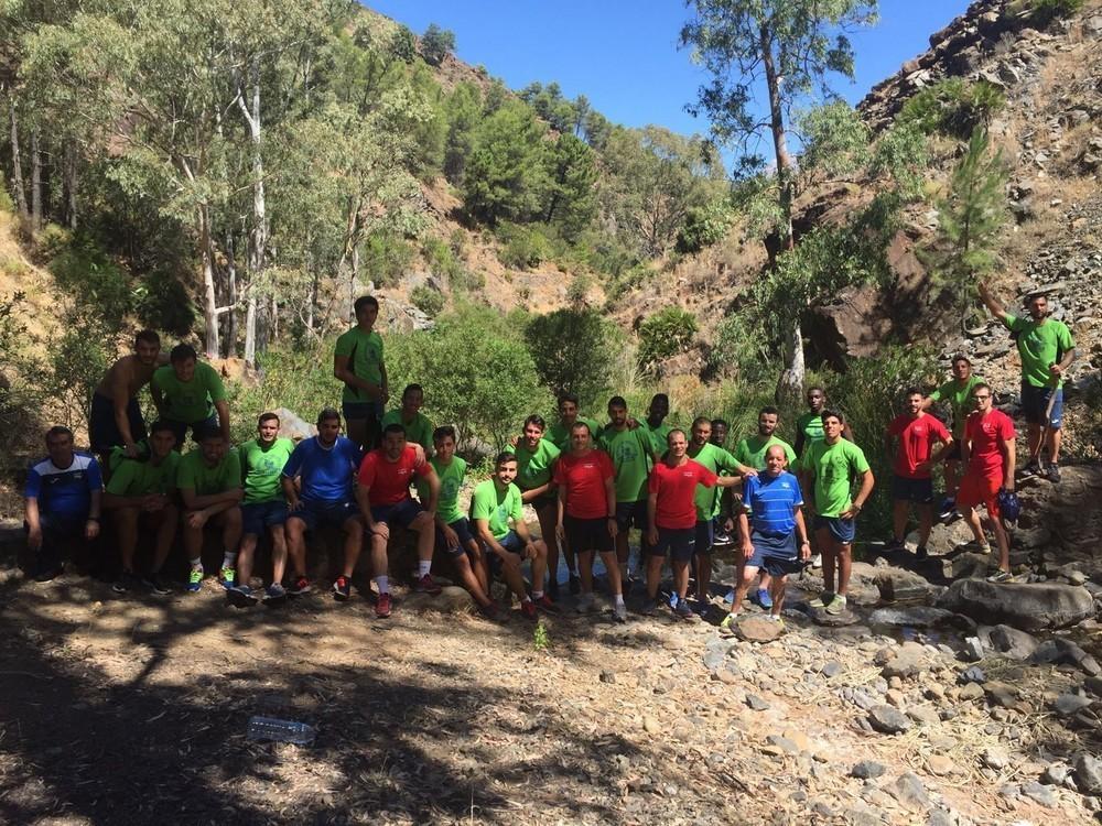 El equipo celeste satisfecho tras tres días intensos en el Camping Sierra de Las Nieves de Yunquera