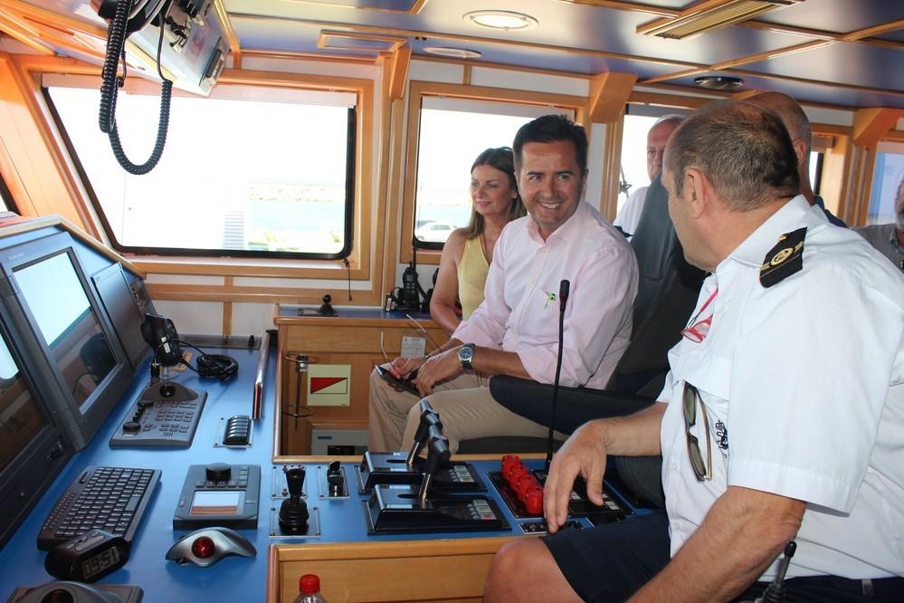 La guardamar Polimnia de Salvamento Marítimo ha recibido en tan solo un día más de cien visitas