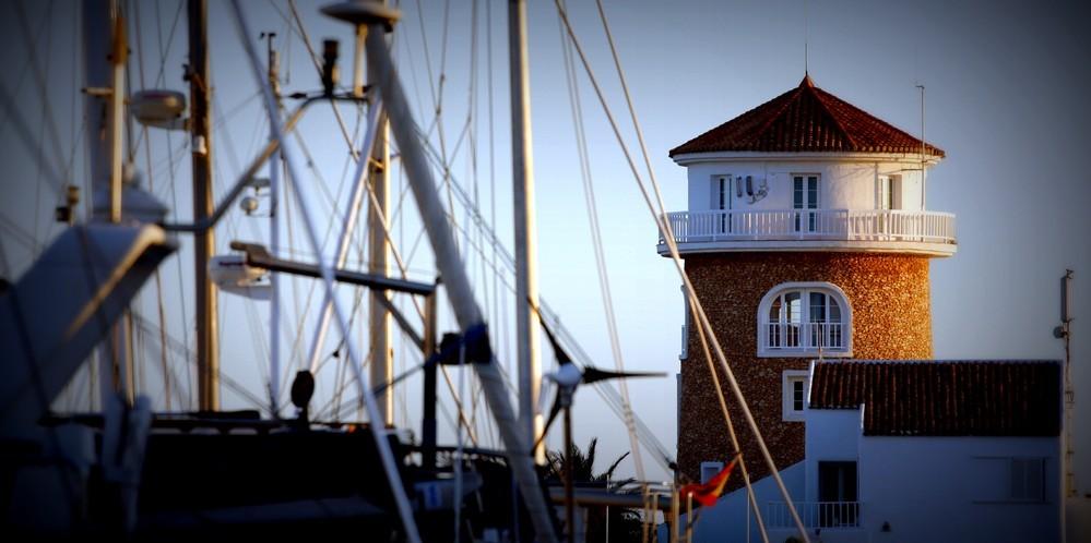 La primera quincena de agosto deja en El Ejido una ocupación que roza el 100% en hoteles y apartamentos turísticos de la costa