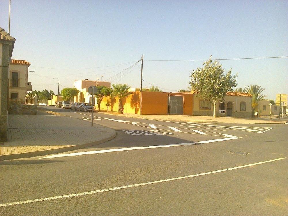 Acometen obras de acerado, accesibilidad y señalización en San Agustín