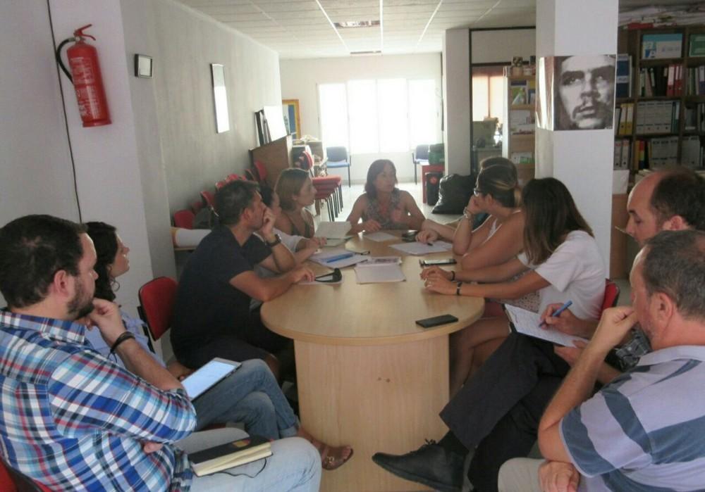 IU El Ejido llevará mociones a los ayuntamientos en apoyo a los interinos almerienses