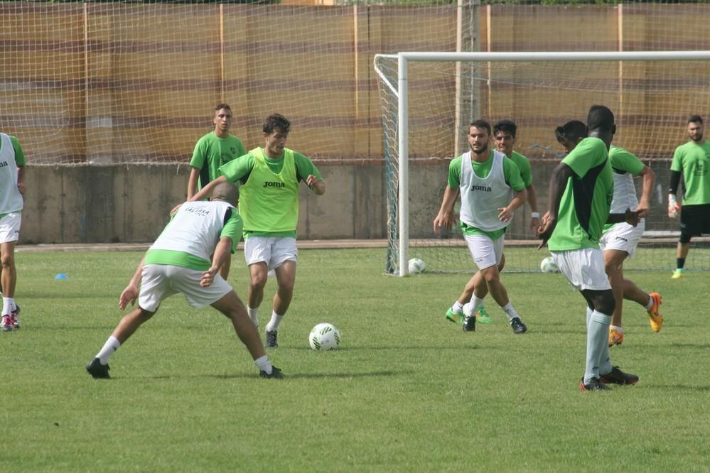 El CD El Ejido reanuda los entrenamientos este miércoles ante la cita del domingo frente al Cartagena