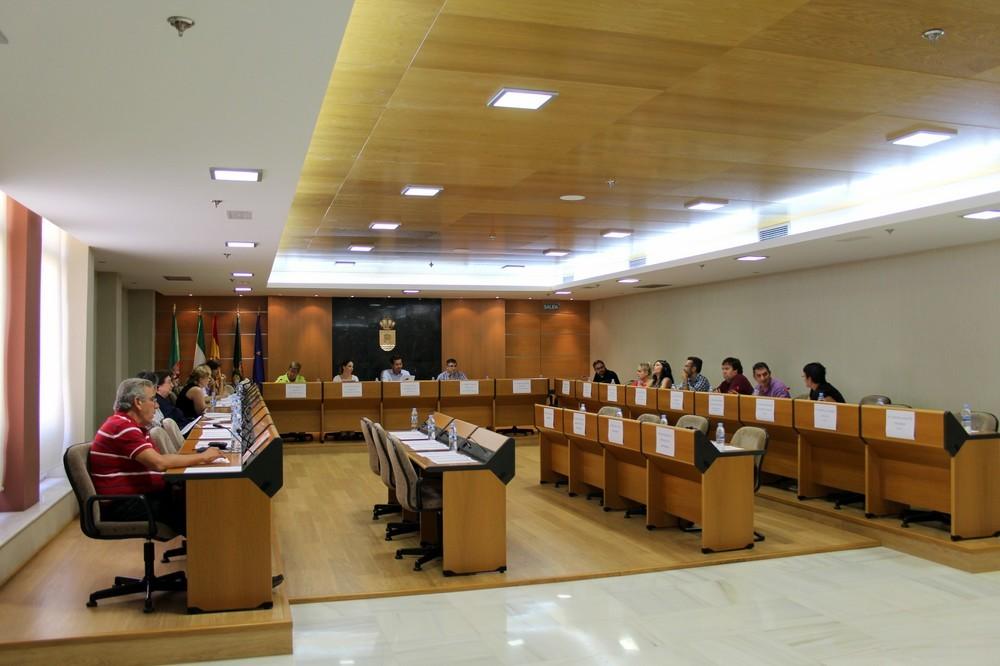 El Consejo Escolar Municipal mantiene su primera reunión para abordar las cuestiones más importantes de cara al inicio del curso