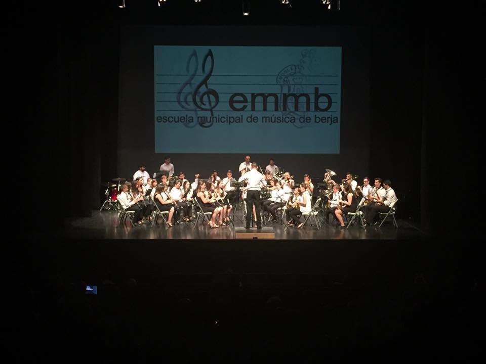 La Escuela Municipal de Música ofrece un concierto didáctico a los escolares de Berja
