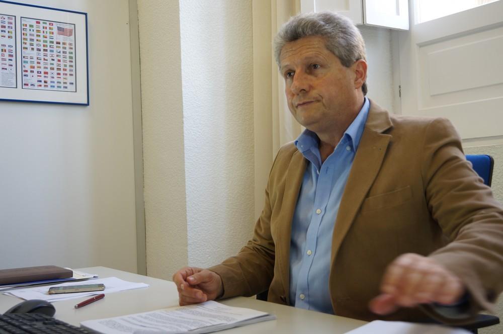 Roberto Baca: 'Las contradicciones con la situación de los Bomberos del Poniente son continuas y las soluciones, escasas'