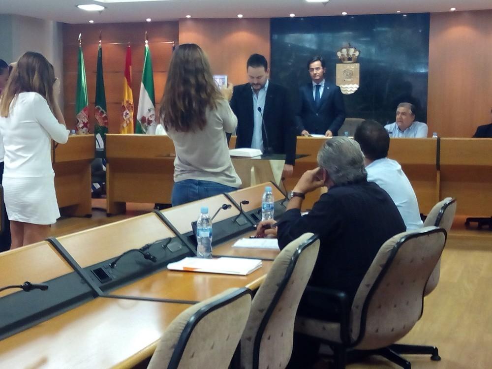 IU El Ejido solicita en pleno la retirada del punto sobre la modificación del a cuerdo con ACUAMED