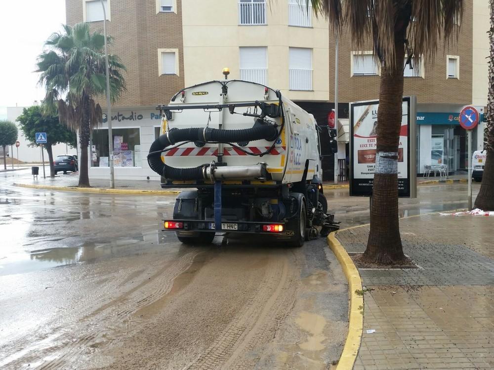La AEMET decreta la alerta amarilla por fuertes lluvias en el Poniente y la capital, el jueves