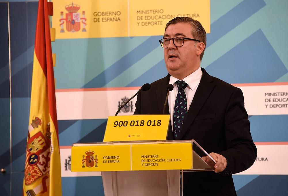 El 1 de noviembre entra en funcionamiento un número de teléfono gratuito para denunciar acoso escolar