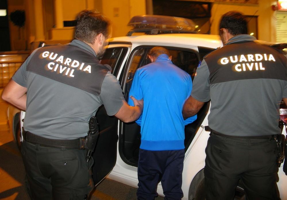 La Guardia Civil esclarece 13 robos cometidos en viviendas y detiene a una persona en La Gangosa