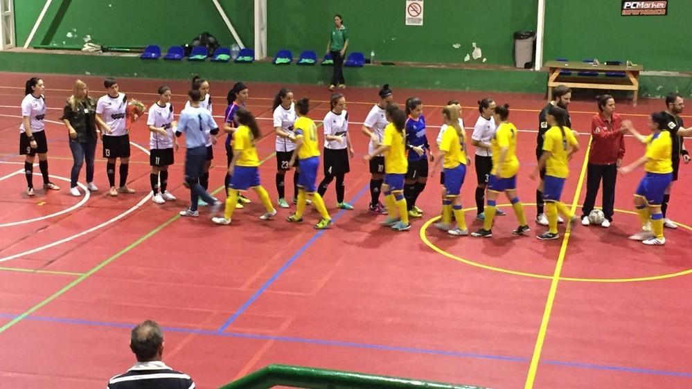 El Adra FSF arranca un empate ante el Martos en su particular homenaje a 'wiki'