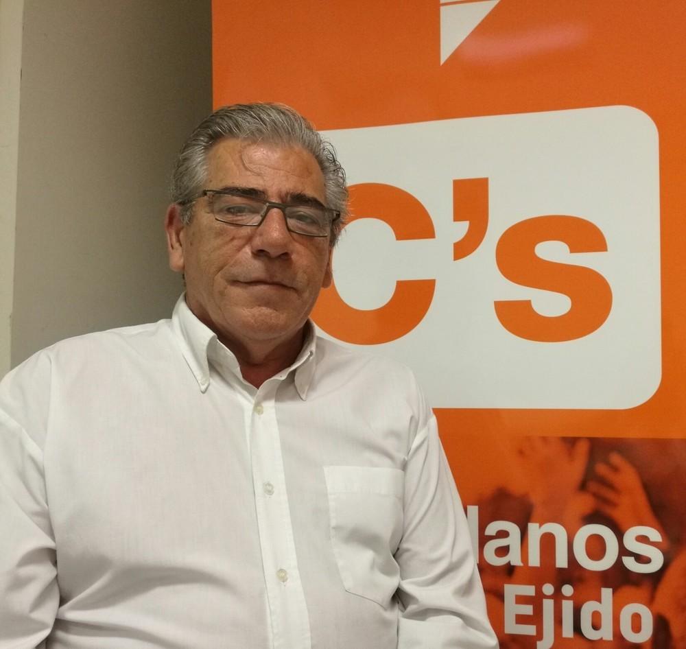 C's El Ejido pretende que los policías locales pasen, en razón de la edad, a la situación de segunda actividad