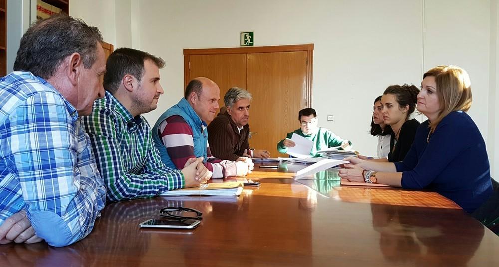Ayuntamiento de Adra destinará 116.000 euros a renovar la cubierta del Pabellón de Deportes