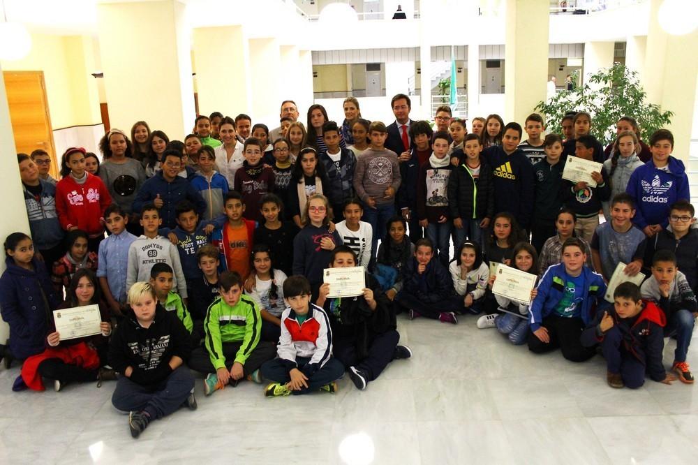 Los escolares se convierten en ‘concejales por un día’ con motivo del Día Internacional de Los Derechos del Niño