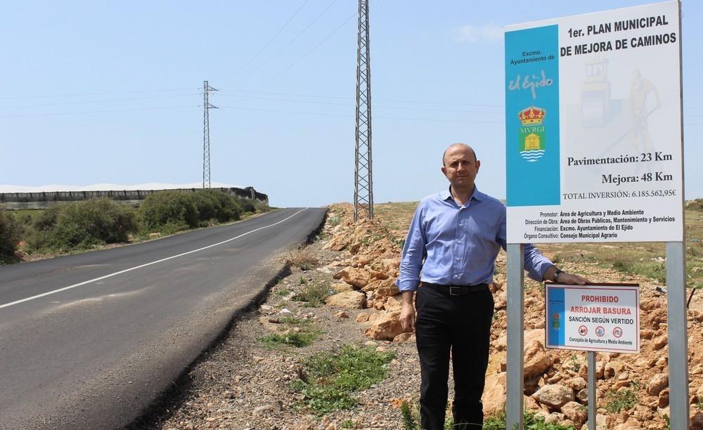 El Ayuntamiento de El Ejido se acoge a una subvención autonómica para la mejora de nueve caminos rurales dañados por el granizo en 2015
