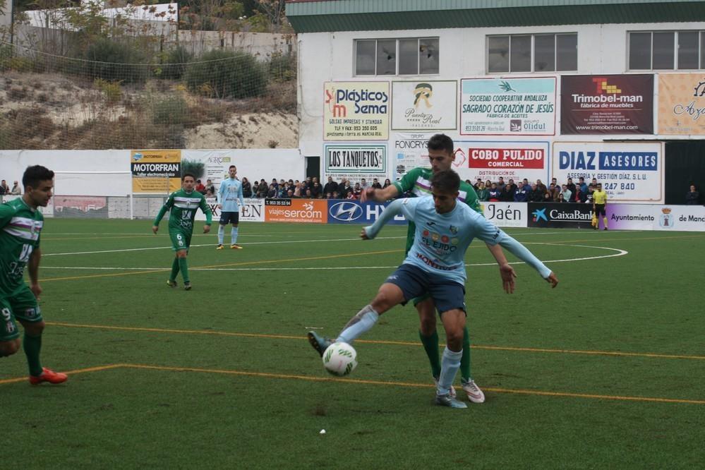 Sofian y Emilio Cubo, bajas por sanción para el partido del domingo ante el Murcia