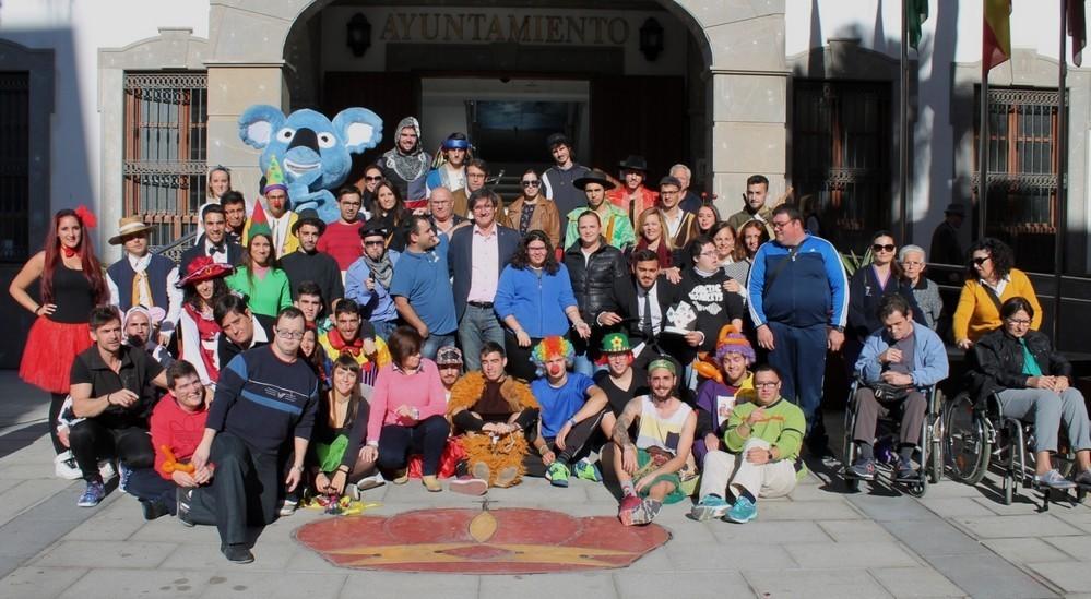 Manuel Cortés subraya el “compromiso” de trabajar por la “inclusión plena” de personas con diversidad funcional