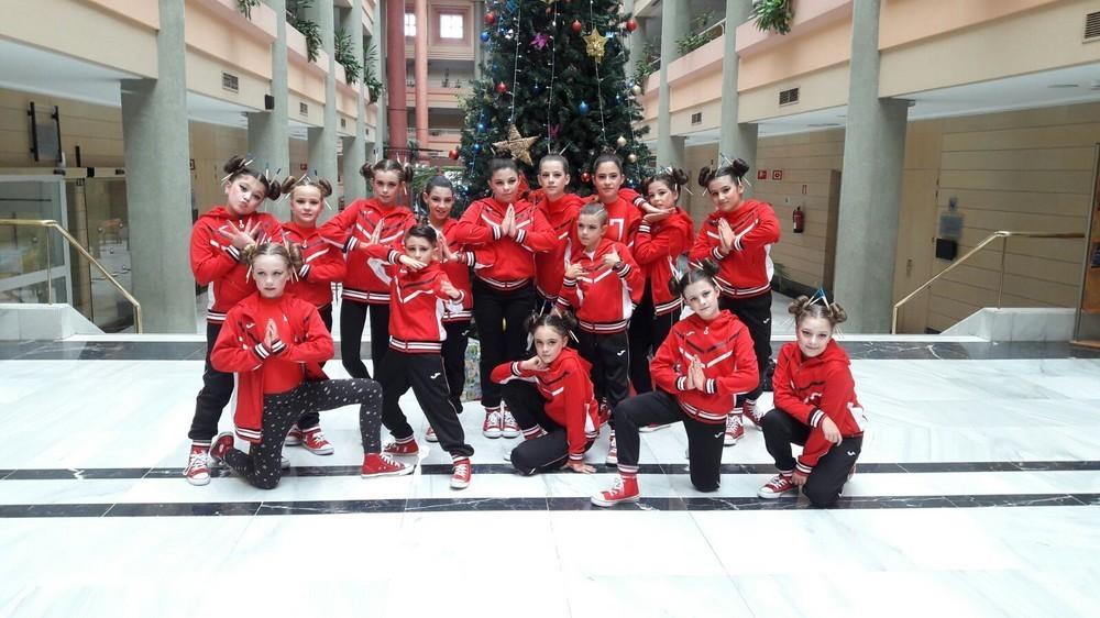 La concejala de Deportes felicita al grupo ‘7HITSCREW’ tras conseguir su pase al Campeonato Nacional de Danzas Urbanas