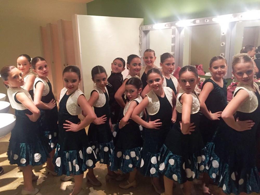 La Asociación Arte Danza Adra se ha clasificado para competir en la gran final nacional del certamen de baile Vive tu Sueño