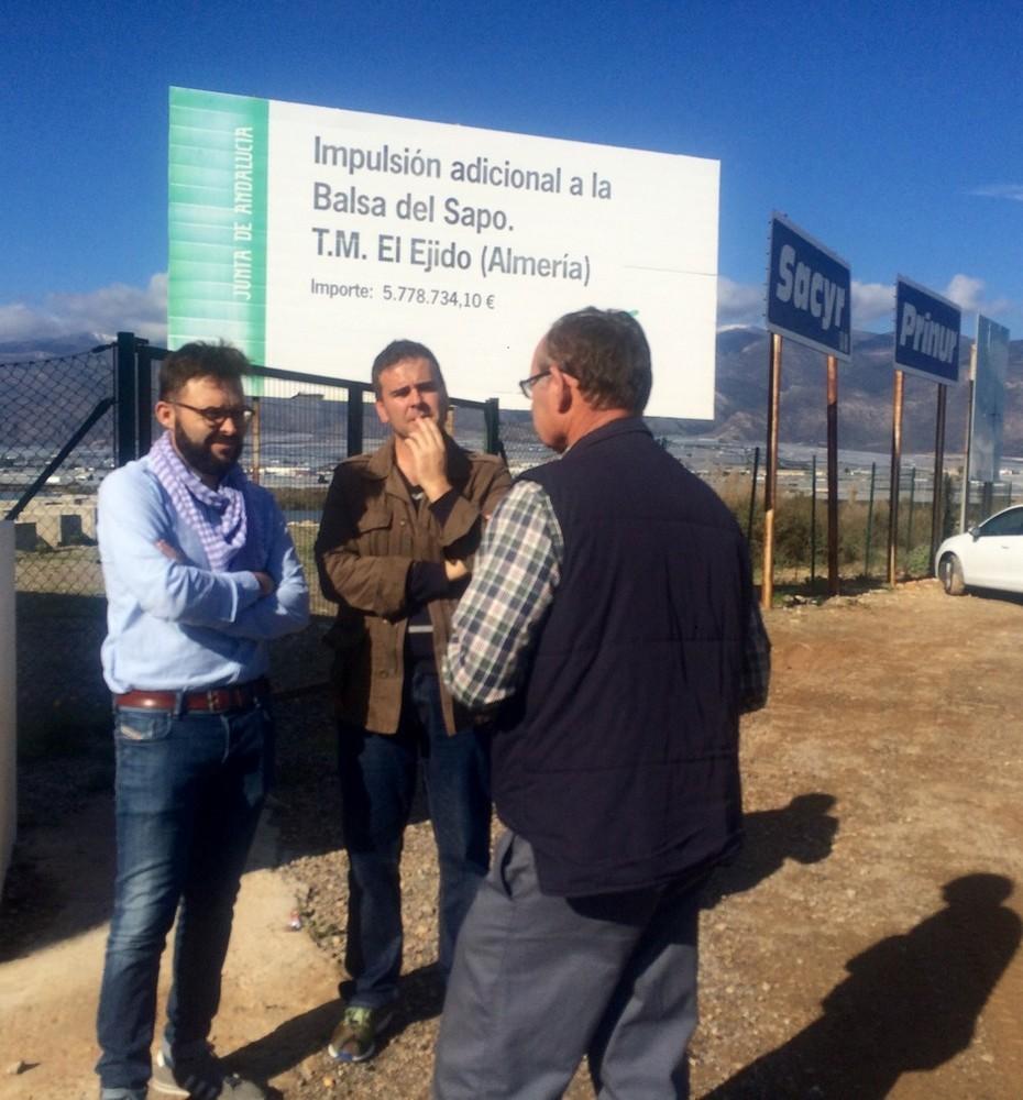 Desiderio Enciso visita la Balsa del Sapo para conocer los daños que han ocasionado las últimas lluvias en Las Norias