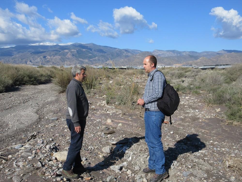 IU preguntará a la Junta cuándo piensa mejorar el encauzamiento de la rambla de Los Llanos del Cañuelo