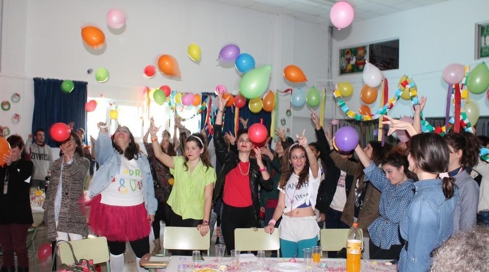 El IES Gaviota de Adra celebra su particular ‘Nochevieja al Sol’