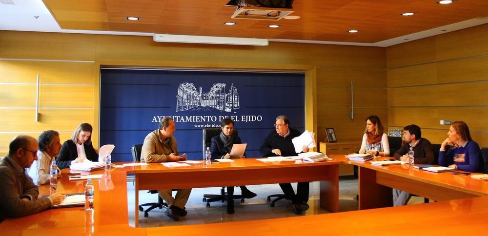 La Junta de Gobierno Local aprueba la resolución de la subvención a clubes y deportistas federados de El Ejido