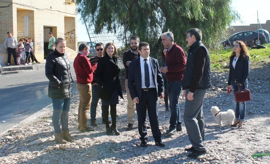 Ayuntamiento de Adra y Obra Social ‘la Caixa’ construirán un nuevo parque infantil en Barrio Alto