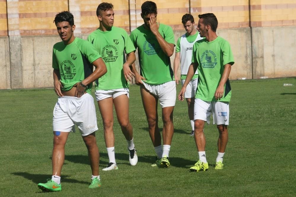 Pedro Mérida rescinde contrato y causa baja en el CD El Ejido y Adolfo tendrá que pasar por el quirófano