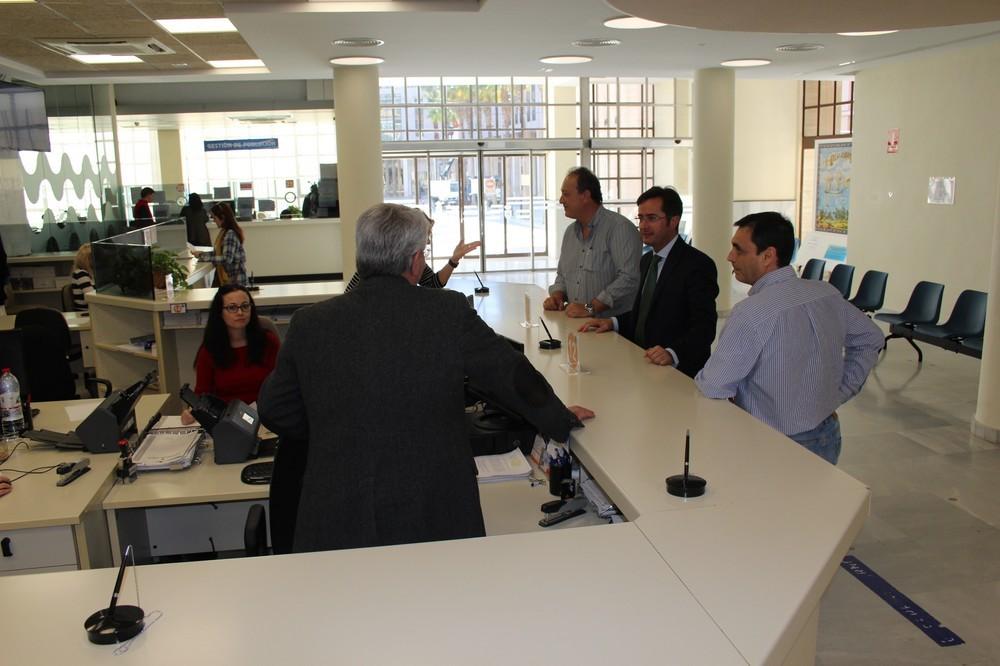 El gestor de colas 'Ateneo' logra atender en un mes y medio más de 17.100 gestiones administrativas en el Consistorio ejidense