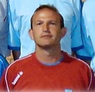 Santo Domingo homenajea al exjugador del Poli Ejido 'Cisco' por su trayectoria profesional