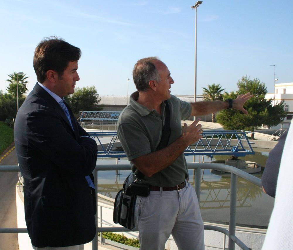 Rivera: “La ampliación de la EDAR se debe financiar con el canon de mejora  que la Junta impuso a los ejidenses en el recibo del agua”