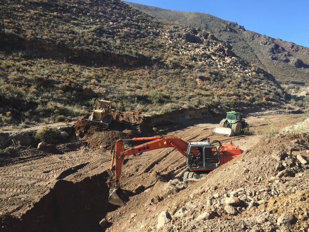 El Ayuntamiento de Berja acondiciona todas las ramblas del municipio y hace reparaciones en los barrios