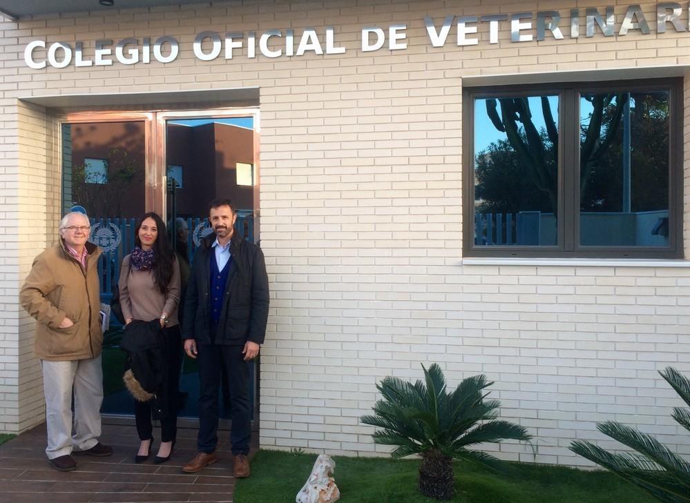 El PSOE de El Ejido se reúne con el Colegio de Veterinarios para conocer la gestión municipal en materia de animales de compañía