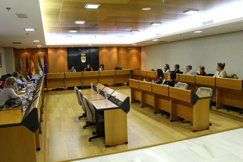 El CMM consensúa vincular las raíces de la antigua ciudad de 'Murgi' con la mujer ejidense dentro de la campaña del 8 de marzo