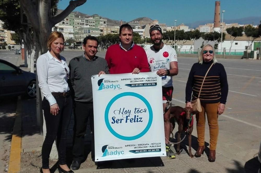 El reto solidario ‘Hoy toca ser feliz’ en beneficio de las personas diabéticas llega hasta Adra