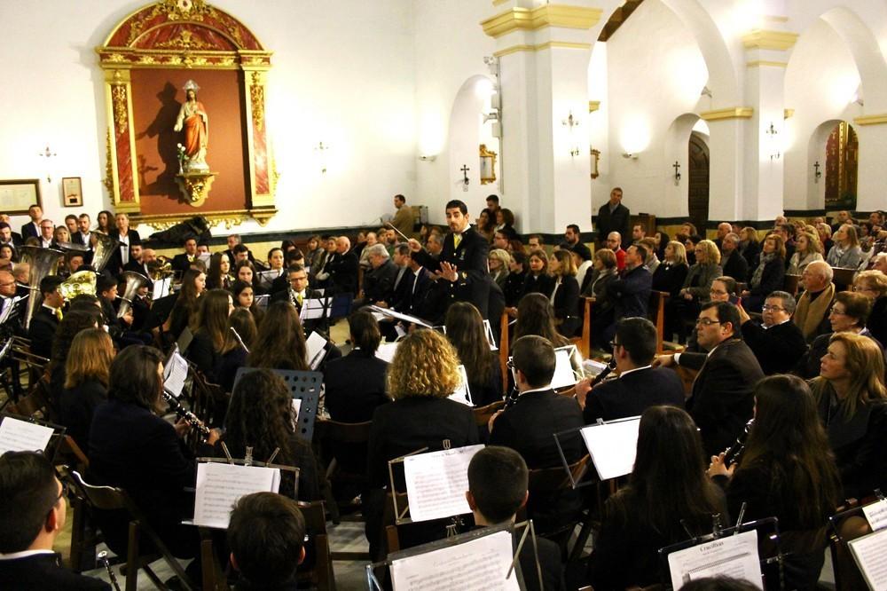 El Ejido se abre a la Cuaresma e inicia su Semana Santa con la lectura de un emotivo pregón en torno a ésta y al mundo cofrade