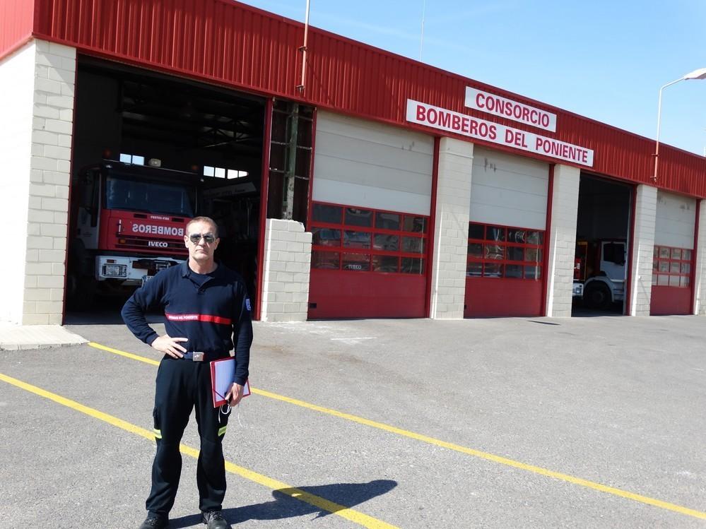 Los bomberos exigen el cambio de presidenta del Consorcio del Poniente