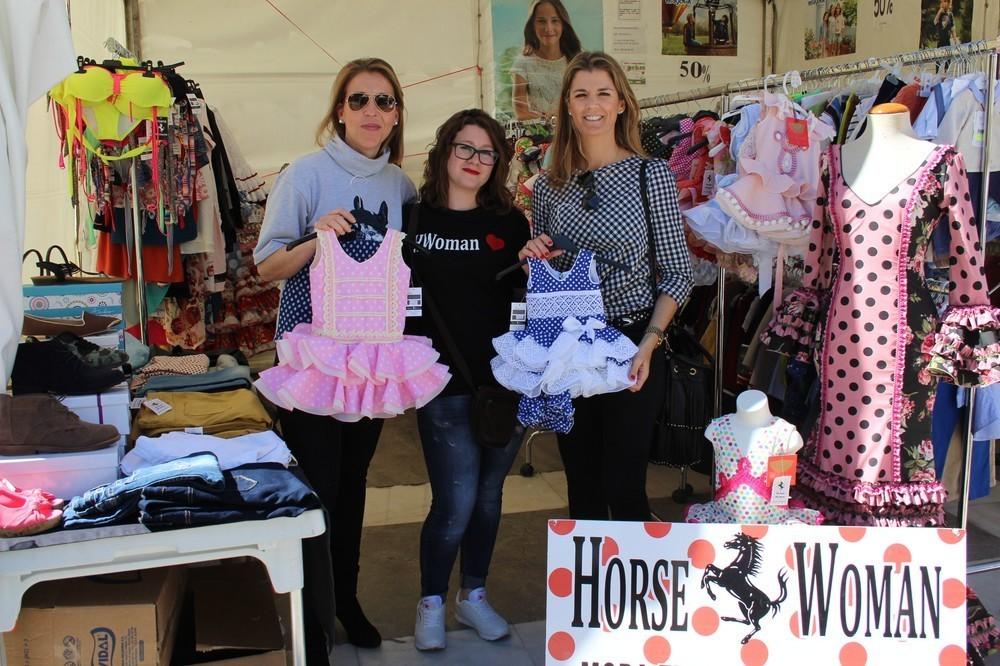 Una veintena de comercios locales ofrecen artículos de primera calidad a precios sin competencia en una nueva edición de 'Mercastock'