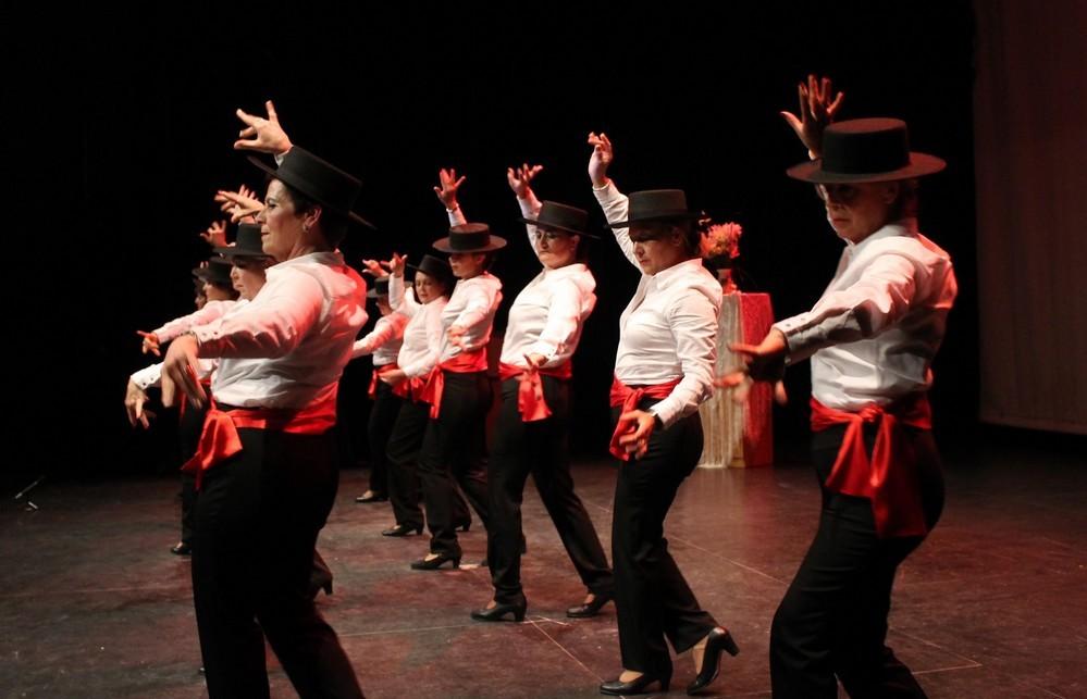 La ‘Gala de la Mujer’ pone el broche final a la ‘Semana por la Igualdad’ abderitana