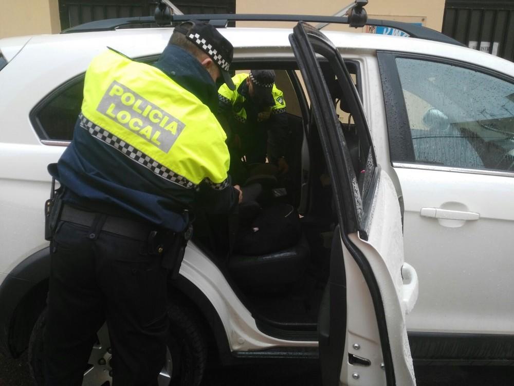 Policía Local de Adra centra su atención en los elementos de seguridad infantil