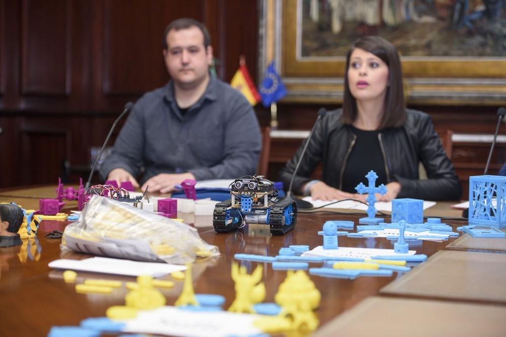 Diputación organiza un taller de robótica e impresión 3D en Dalías