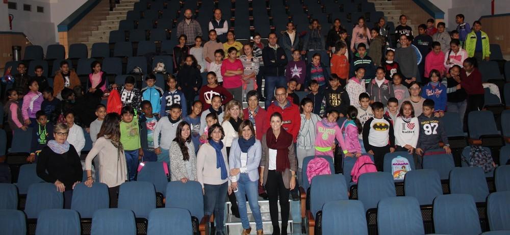 El Teatro Municipal de El Ejido acogerá este viernes una gran gala para conmemorar el Día Internacional del Pueblo Gitano