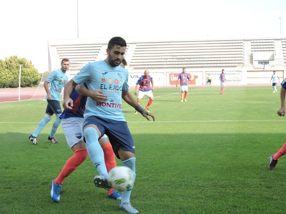 Samu Corral deja de ser jugador del CD El Ejido