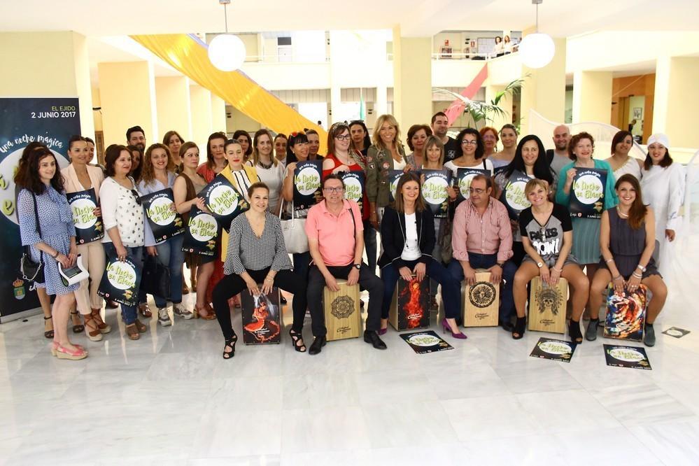 La Noche en Blanco de El Ejido será mágica gracias a la implicación de 80 establecimientos y a una programación de 120 actividades