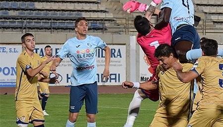 Sofian pide la carta de libertad y se desvincula del CD El Ejido