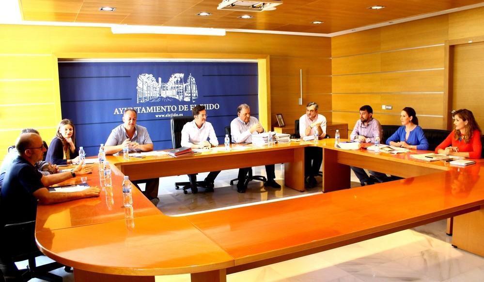 La Junta de Gobierno aprueba las normas de participación en el Paseo de Caballos y Carruajes en las Fiestas de San Isidro