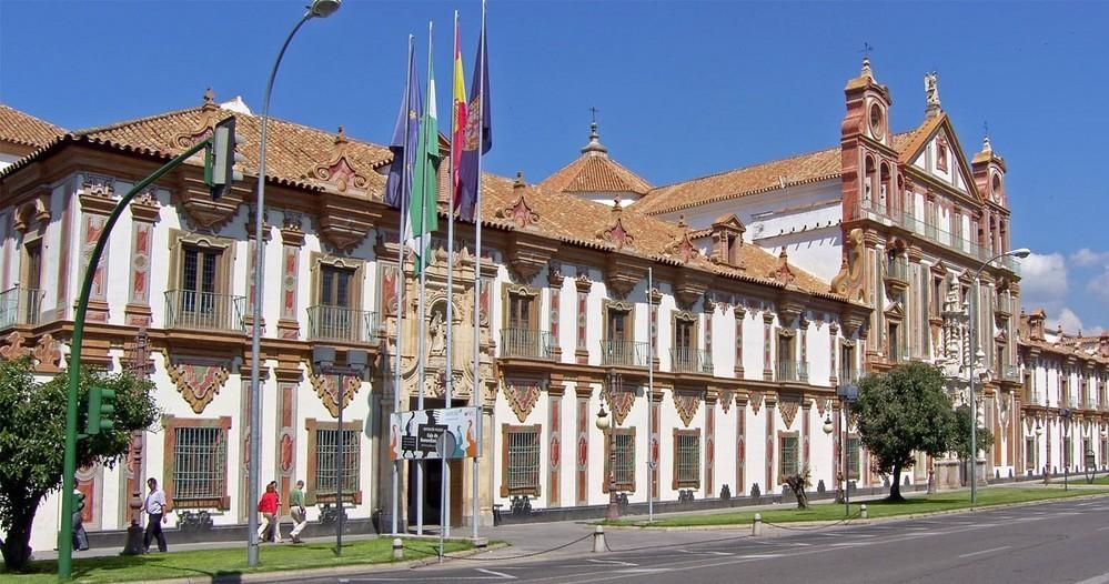 El alcalde de Berja participa en Córdoba en una reunión de municipios con embalses